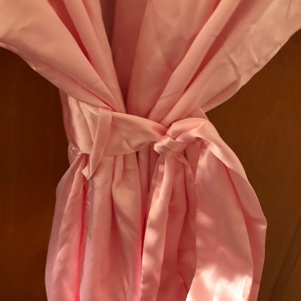 Pink Lace Robe - Picture 4 of 4
